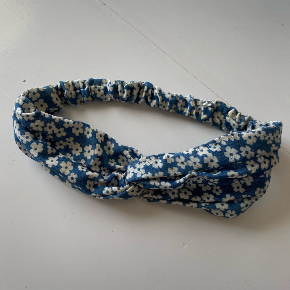 Blue and White Flower Knot Fabric Headband
